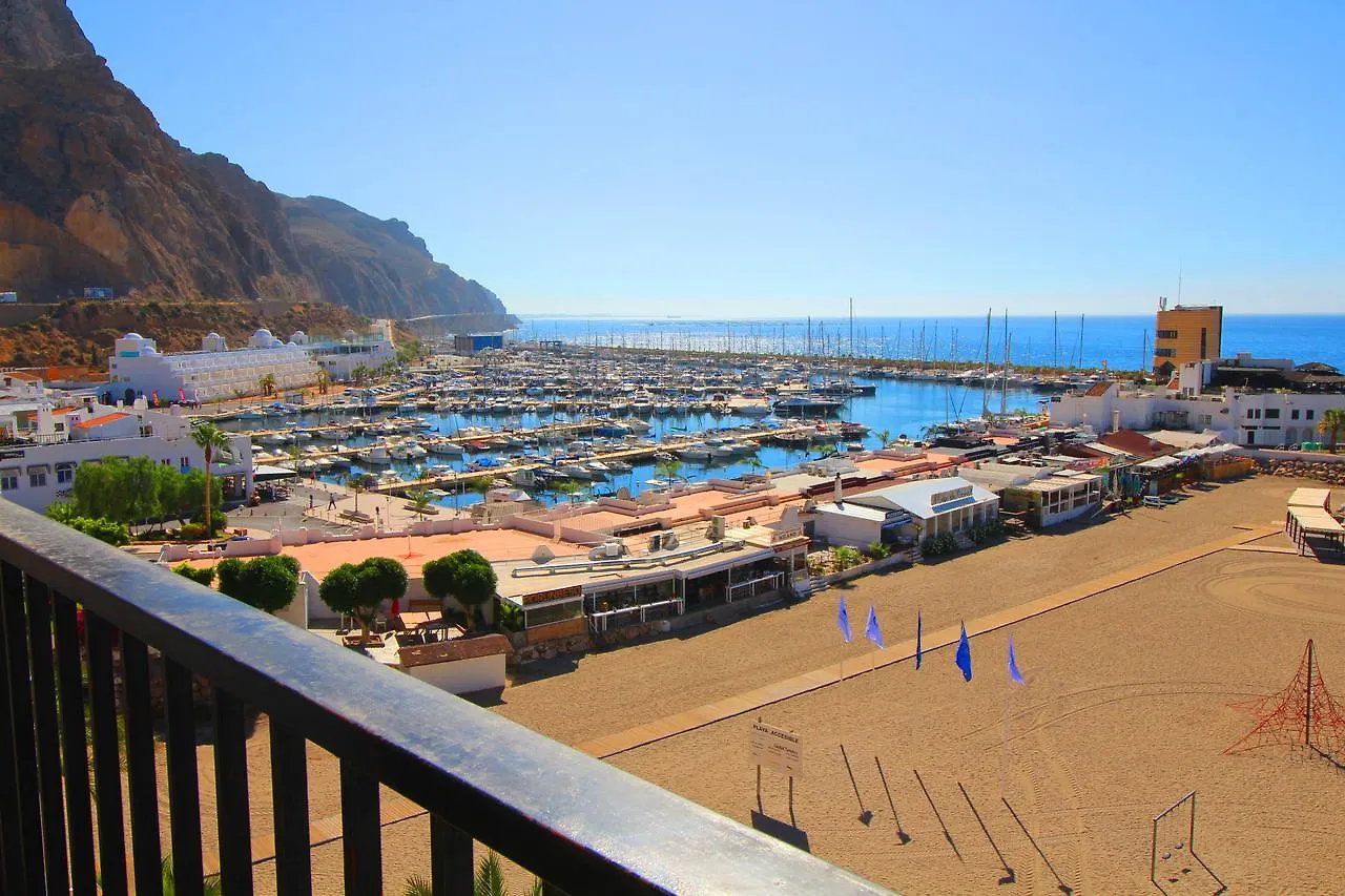 Expoholidays - Apartamentos En Primera Linea location